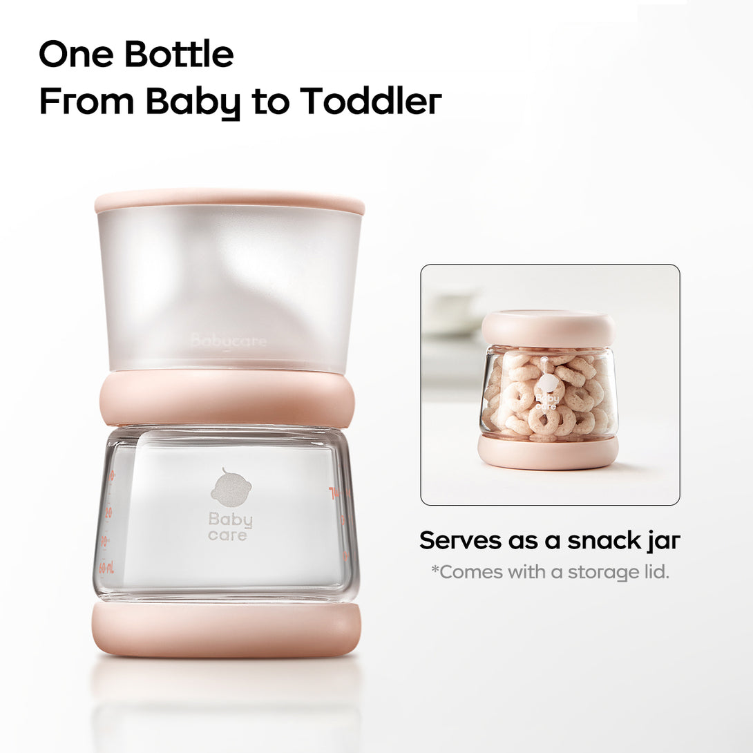 On the left side of the picture is a milk bottle, on the right side is a milk bottle with snacks in it, and below the picture is served as a snack jar